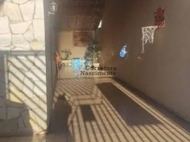 Casa com 400m² 3 quartos e 2 banheiros, à venda, no bairro Cidade Morumbi em São José dos Campos