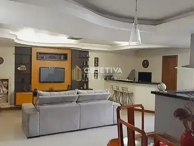 Casa 3 quartos e 5 banheiros, para alugar, no bairro Jardim Itu em Porto Alegre