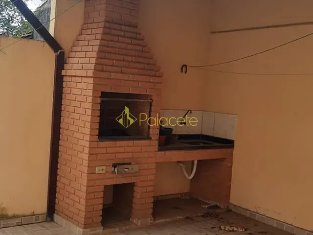 Casa com 180m² 2 quartos e 1 banheiro, para alugar, no bairro Vila Santa Fé em Taubaté