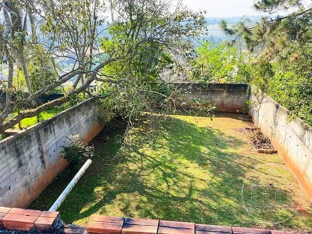 Casa com 545m² 2 quartos e 3 banheiros, à venda, no bairro Jardim Casa Grande em São Paulo