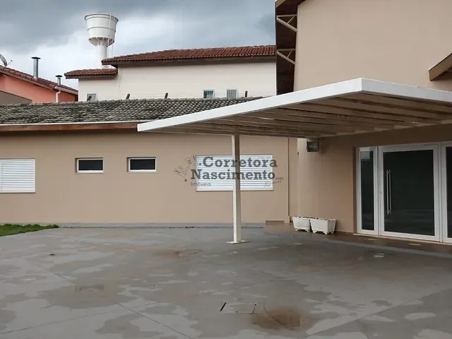 Casa com 1338m² 4 quartos e 2 banheiros, à venda, no bairro Jardim das Flores em Santa Branca