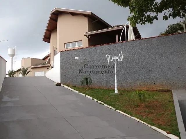 Casa com 1338m² 4 quartos e 2 banheiros, à venda, no bairro Jardim das Flores em Santa Branca
