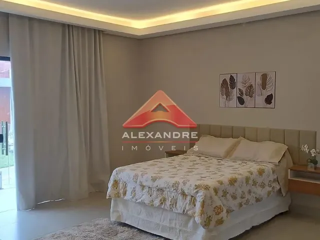 Casa com 540m² 4 quartos e 1 banheiro, à venda, no bairro Condomínio Residencial Ecopark Bourbon  em Caçapava