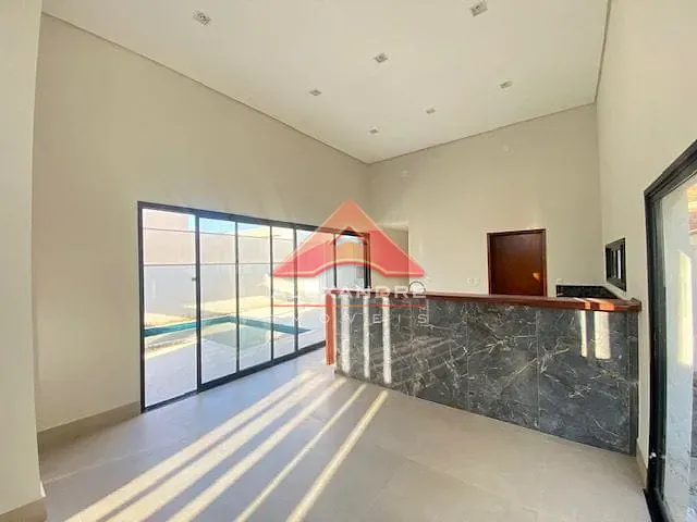 Casa com 300m² 3 quartos e 3 banheiros, à venda, no bairro Condomínio Terras do Vale em Caçapava