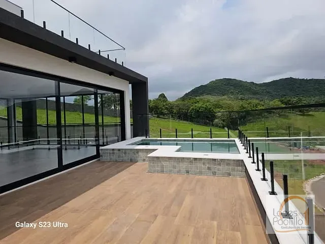 Casa com 364m² 3 quartos e 5 banheiros, à venda, no bairro Jardim dos Pinheiros em Atibaia
