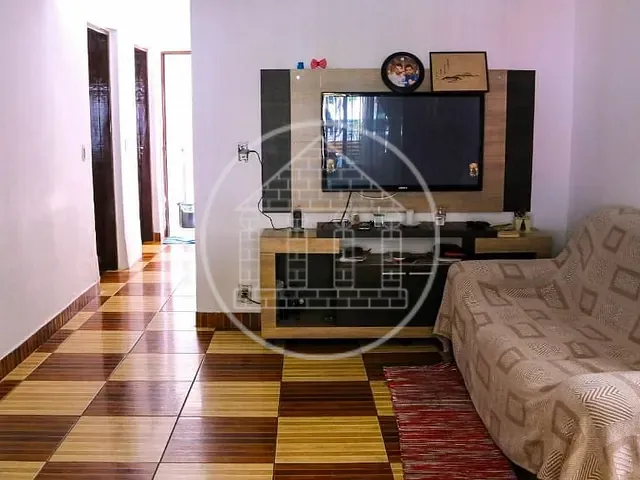 Casa com 250m² 5 quartos e 4 banheiros, à venda, no bairro Socorro em São Paulo