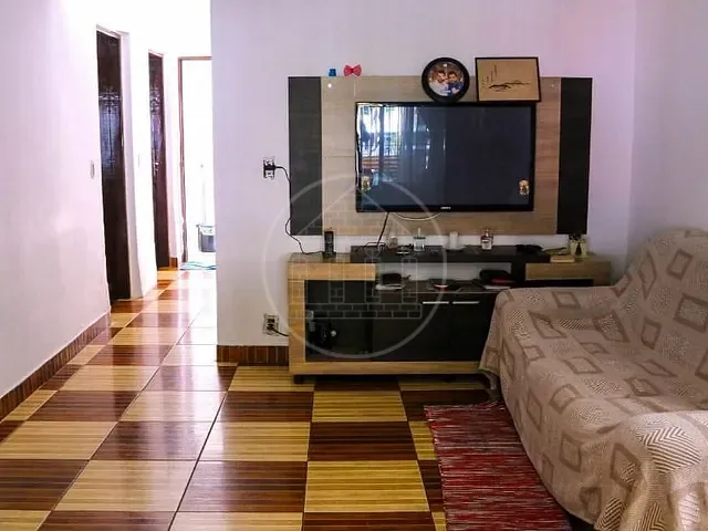 Casa com 250m² 5 quartos e 4 banheiros, à venda, no bairro Socorro em São Paulo