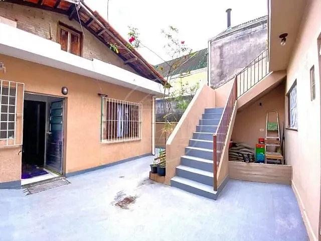 Casa com 250m² 5 quartos e 4 banheiros, à venda, no bairro Socorro em São Paulo