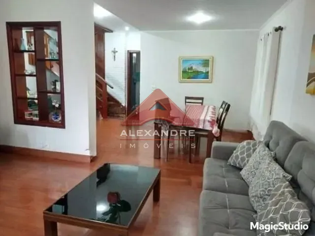 Casa com 250m² 4 quartos e 1 banheiro, à venda, no bairro Bosque dos Eucaliptos em São José dos Campos