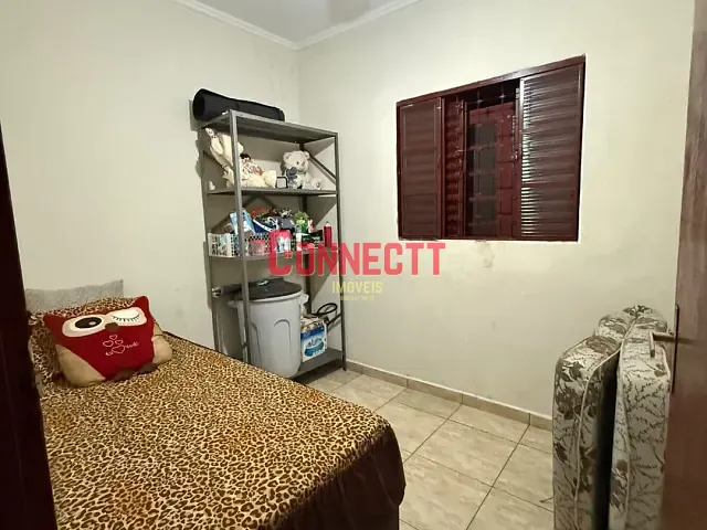 Casa 2 quartos e 2 banheiros, à venda, no bairro Ipiranga em Ribeirão Preto