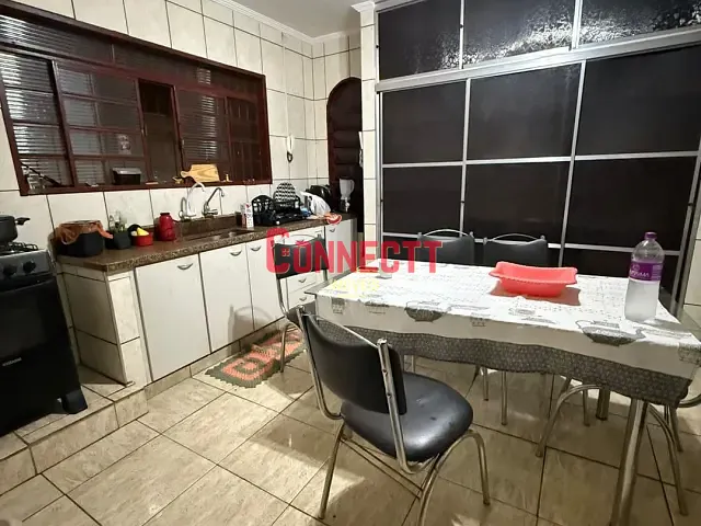 Casa 2 quartos e 2 banheiros, à venda, no bairro Ipiranga em Ribeirão Preto
