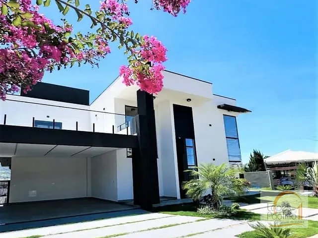 Casa com 323m² 3 quartos e 1 banheiro, à venda, no bairro Condominio Alto da Floresta em Atibaia