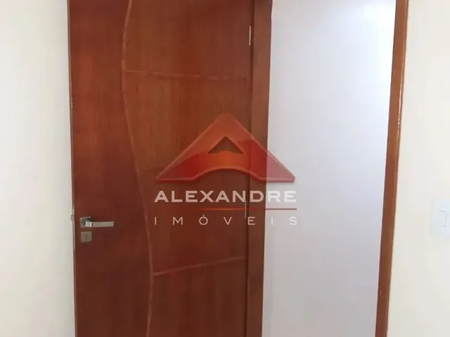 Casa com 125m² 3 quartos e 1 banheiro, à venda, no bairro Conjunto Residencial Galo Branco em São José Dos Campos
