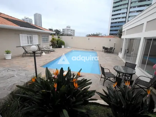 Casa com 927m² 3 quartos e 6 banheiros, à venda, no bairro Centro em Ponta Grossa