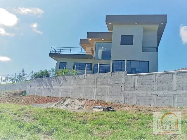 Casa com 1030m² 3 quartos e 4 banheiros, à venda, no bairro Bairro do Mosquito em Joanópolis