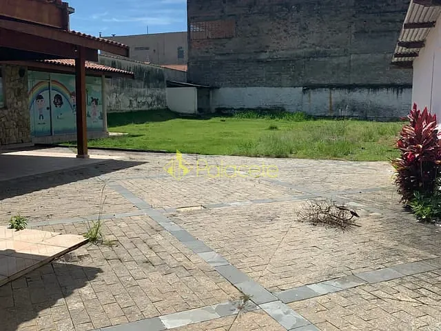 Casa com 1390m², à venda, no bairro São Benedito em Pindamonhangaba