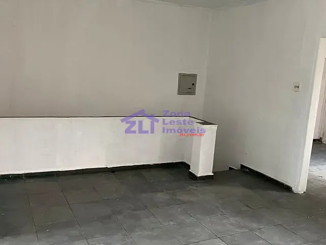 Casa com 100m², para alugar, no bairro Quarta Parada em São Paulo