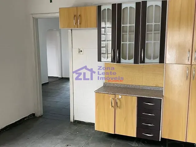 Casa com 100m², para alugar, no bairro Quarta Parada em São Paulo