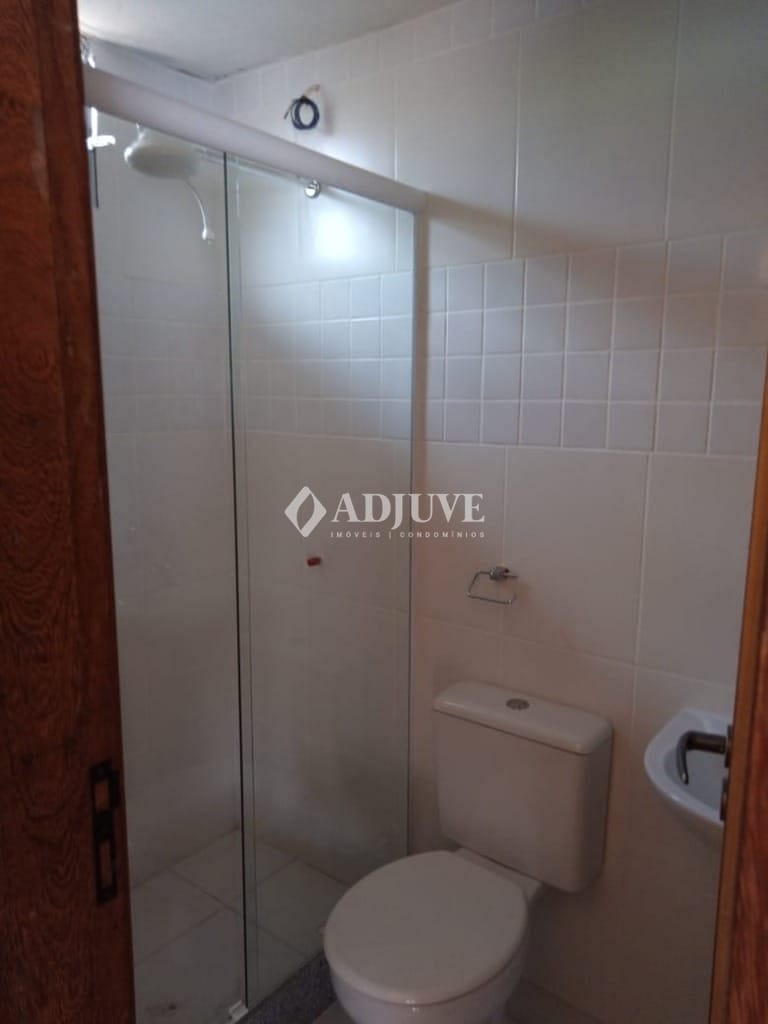 Casa à venda com 3 quartos, 450m² - Foto 8