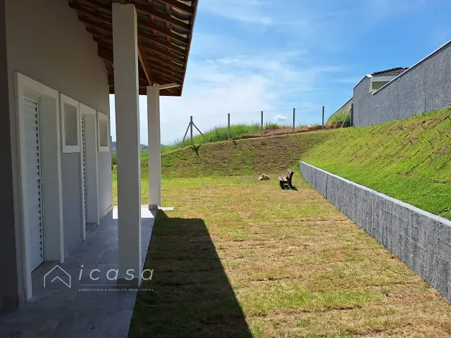 Casa com 1036m² 3 quartos e 3 banheiros, à venda, no bairro Condomínio Residencial Mantiqueira em São José dos Campos