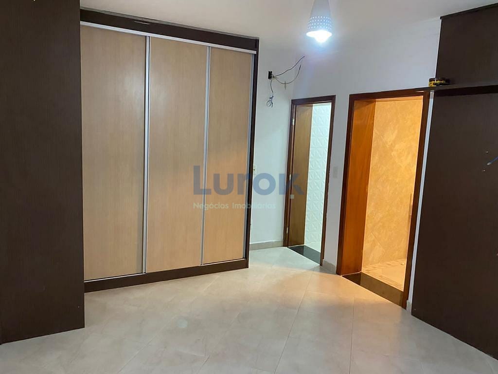 Sobrado à venda com 3 quartos, 212m² - Foto 7