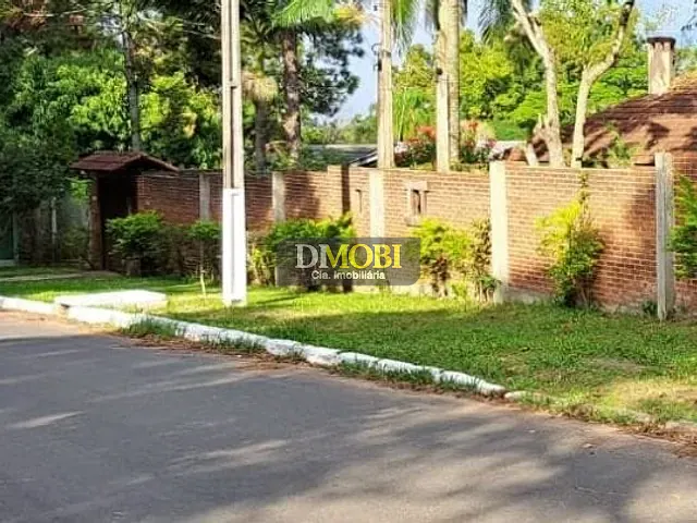 Casa com 1336m² 2 quartos e 2 banheiros, à venda, no bairro Parque Itacolomi em Gravataí