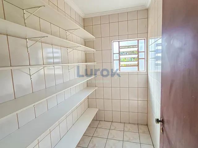 Casa com 386m² 3 quartos e 4 banheiros, à venda, no bairro Parque Nova Suíça em Valinhos