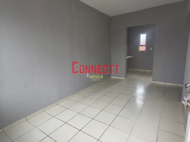 Casa com 160m² 2 quartos e 1 banheiro, para alugar, no bairro Jardim Cristo Redentor em Ribeirão Preto