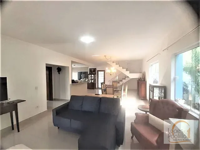 Casa com 300m² 4 quartos e 4 banheiros, à venda, no bairro Alto da Floresta em Atibaia