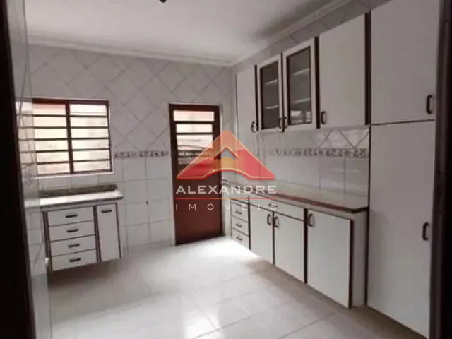 Casa com 137m² 3 quartos e 1 banheiro, à venda, no bairro Bosque dos Eucaliptos em São José dos Campos