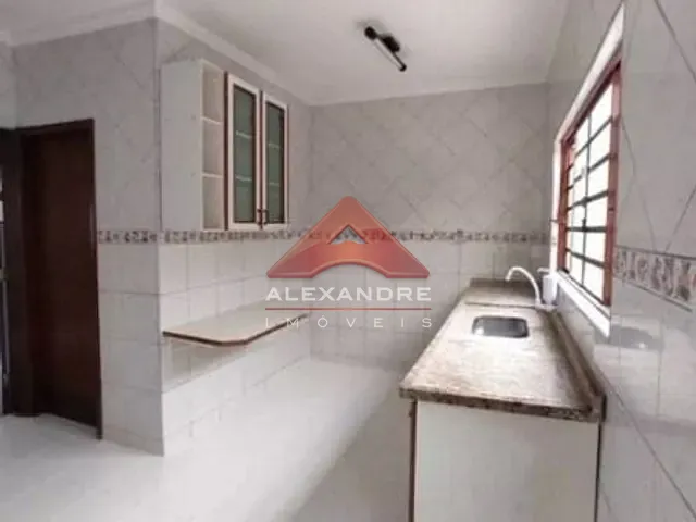 Casa com 137m² 3 quartos e 1 banheiro, à venda, no bairro Bosque dos Eucaliptos em São José dos Campos
