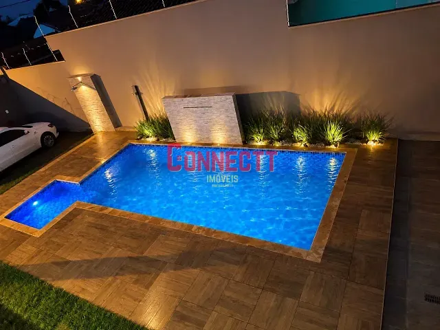 Casa com 300m² 3 quartos e 5 banheiros, à venda, no bairro Parque Residencial Cândido Portinari em Ribeirão Preto