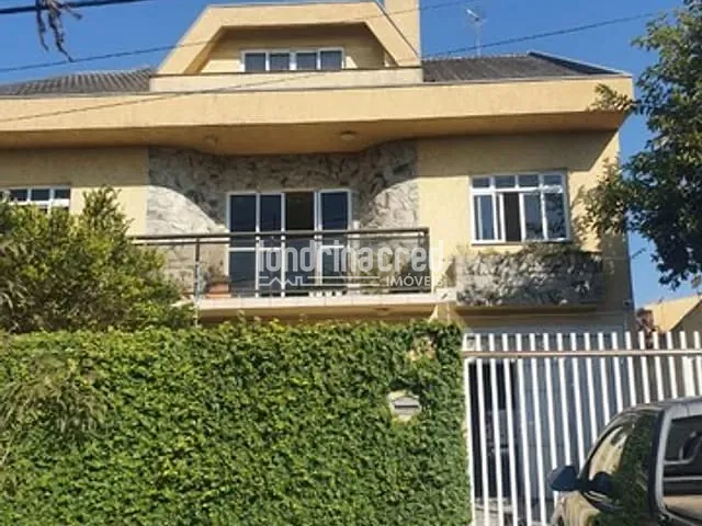 Casa à venda, no bairro Cidade Industrial em Curitiba