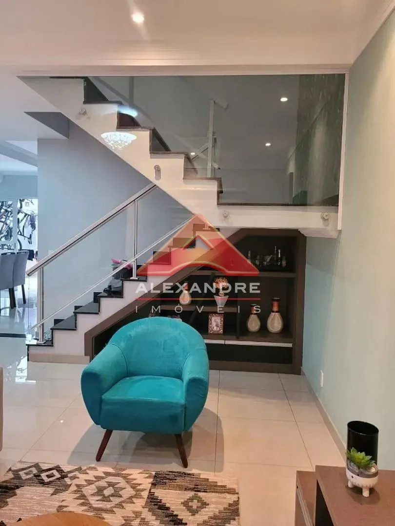 Casa, 3 quartos, 220 m² - Foto 2
