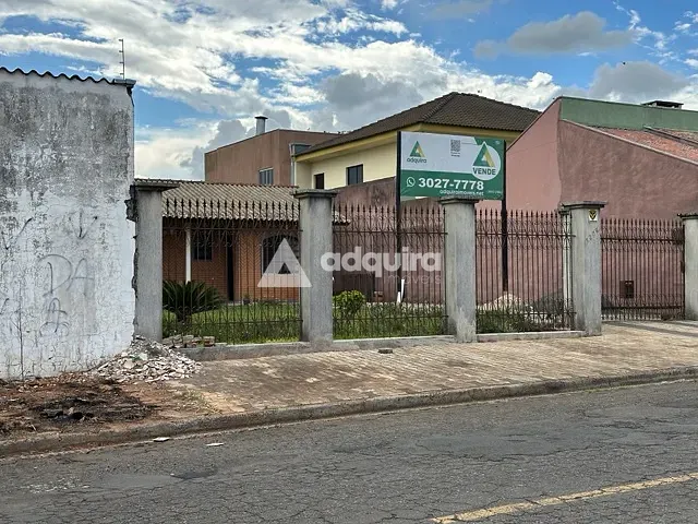 Casa com 281m², à venda, no bairro Oficinas em Ponta Grossa