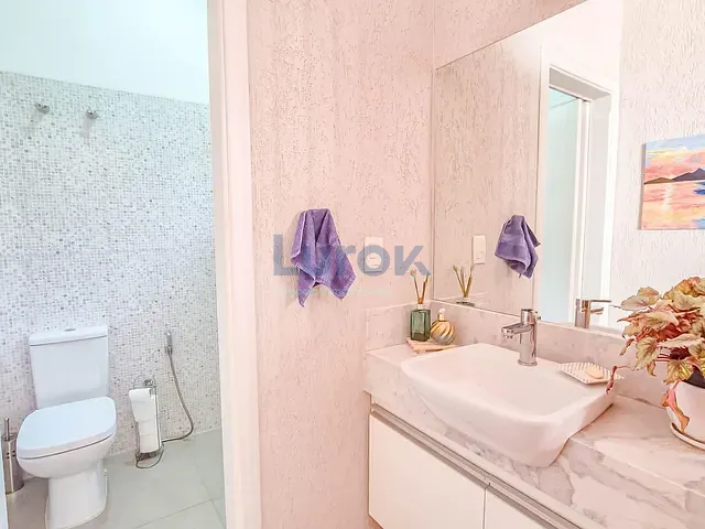 Casa com 516m² 3 quartos e 4 banheiros, à venda, no bairro Chácaras Silvania em Valinhos