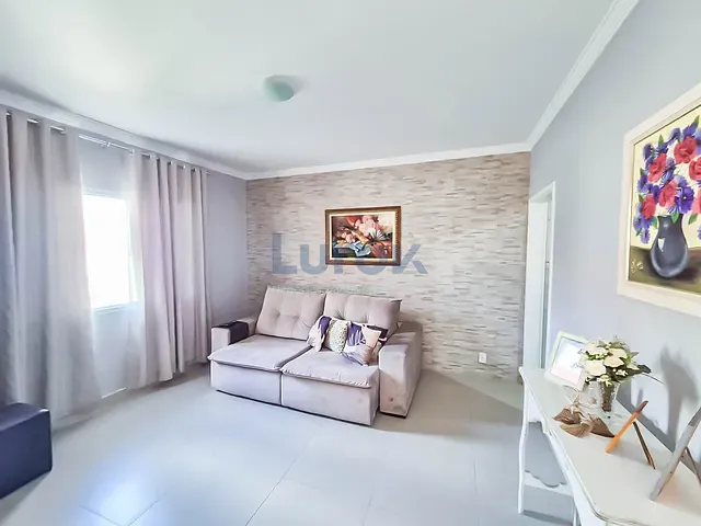 Casa com 200m² 2 quartos e 1 banheiro, à venda, no bairro Parque dos Cocais em Valinhos