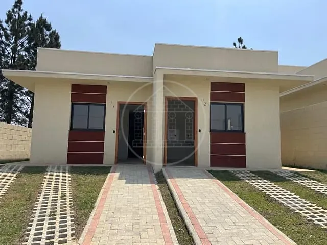 Casa com 120m² 2 quartos e 1 banheiro, à venda, no bairro Flórida em Embu-Guaçu