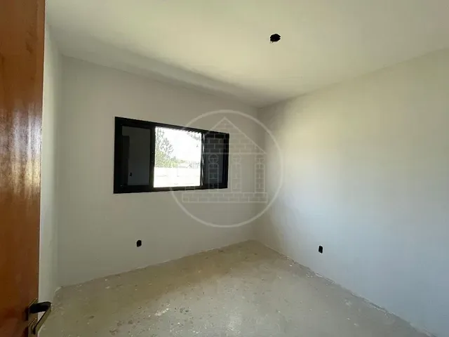 Casa com 120m² 2 quartos e 1 banheiro, à venda, no bairro Flórida em Embu-Guaçu