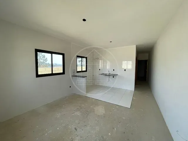 Casa com 120m² 2 quartos e 1 banheiro, à venda, no bairro Flórida em Embu-Guaçu