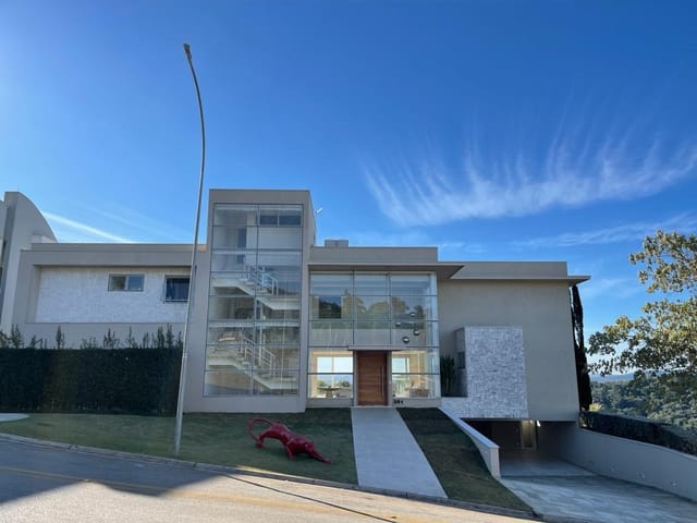 Casa com 1252m² 5 quartos e 7 banheiros, à venda, no bairro Alphaville em Santana de Parnaíba
