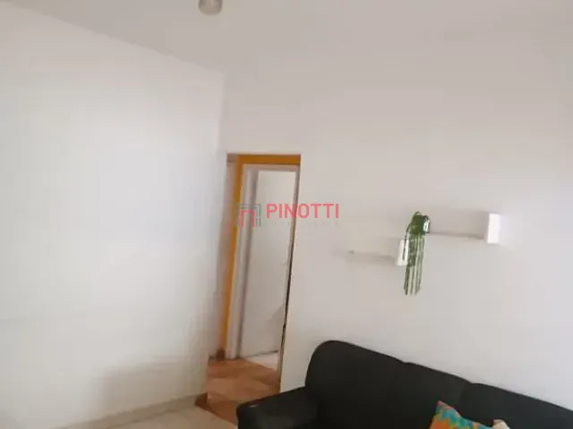 Casa 2 quartos e 2 banheiros, à venda, no bairro Paulicéia em São Bernardo do Campo