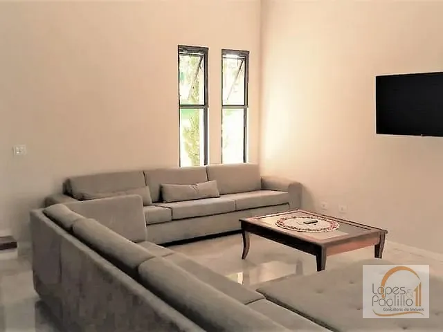 Casa com 800m² 3 quartos e 4 banheiros, à venda, no bairro Jardim Estância Brasil em Atibaia