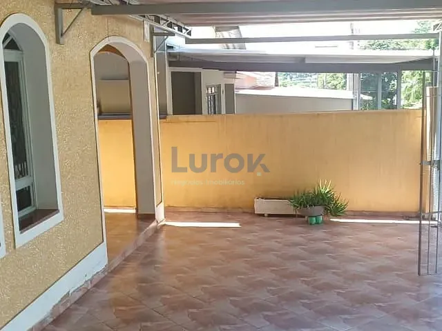 Casa com 200m² 3 quartos e 2 banheiros, à venda, no bairro Vila Boa Esperança em Valinhos