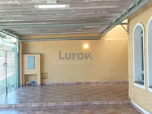 Casa com 200m² 3 quartos e 2 banheiros, à venda, no bairro Vila Boa Esperança em Valinhos