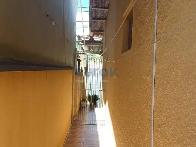 Casa com 200m² 3 quartos e 2 banheiros, à venda, no bairro Vila Boa Esperança em Valinhos