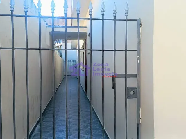 Casa com 100m² 2 quartos e 2 banheiros, para alugar, no bairro Jardim Vila Formosa em São Paulo