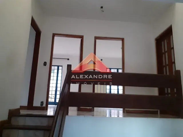 Casa com 250m² 5 quartos e 4 banheiros, à venda, no bairro Jardim Colorado em São José dos Campos