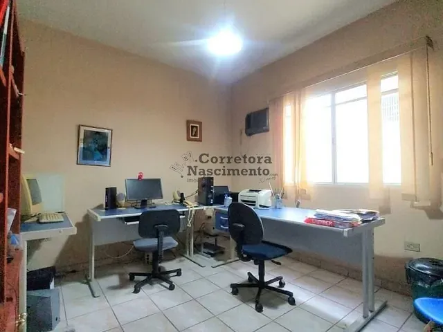 Casa com 685m² 5 quartos e 5 banheiros, à venda, no bairro Centro em Jacareí