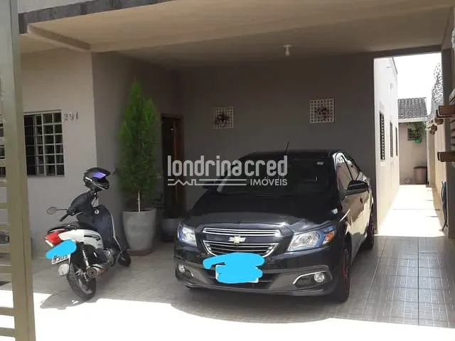 Casa com 250m² 4 quartos e 3 banheiros, à venda, no bairro Jatobá em Londrina